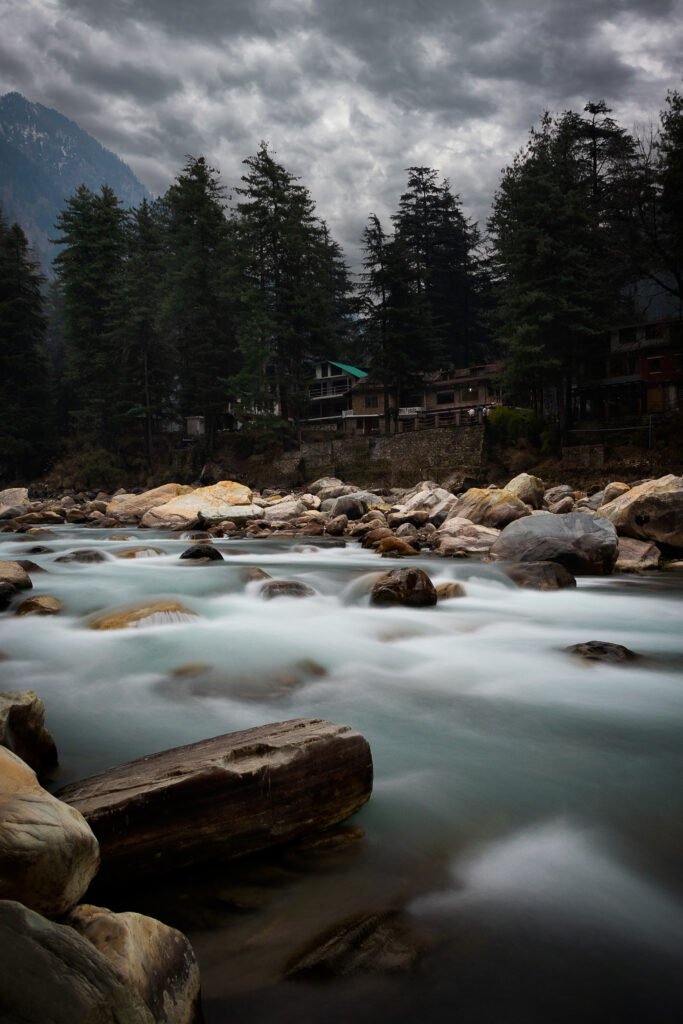 silky water effect using slow shutter